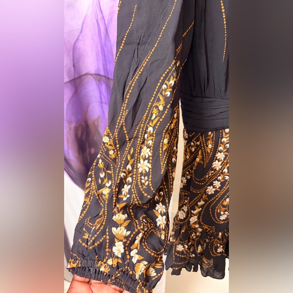 Farm Rio Black Paisley Print Long-Sleeve Mini Dress - Picture 4 of 15